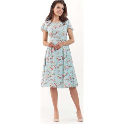 Niebieska Letnia Rozkloszowana Sukienka w Kwiatki. Niebieskie sukienki dziewczęce Molly.pl, na lato, w kwiaty, bez rękawów, rozkloszowane. Za 139,90 zł.