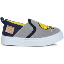 D-D-Step Chłopięce Tenisówki Slip-On Z Potworem 22 Szare. Szare buty chłopięce sportowe D-D-Step, bez wzorów, eleganckie, bez zapięcia. Za 69,00 zł.