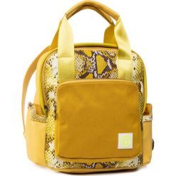 Plecak DESIGUAL - 20SAKP17 8006. Żółte plecaki damskie Desigual, bez wzorów, ze skóry ekologicznej. W wyprzedaży za 319,00 zł.