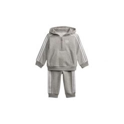 Zestawy dresowe adidas Zestaw polarowy z bluzą z kapturem. Szare bluzy chłopięce marki Adidas, z dresówki, z kapturem. Za 229,00 zł.
