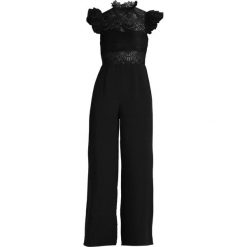 Kombinezony damskie: Missguided RUFFLE SHOULDER Kombinezon black