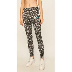 Nike Sportswear - Legginsy. Czarne spodnie damskie Nike Sportswear, s, z elastanu. Za 149,90 zł.