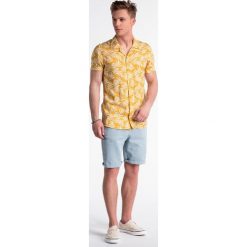 Koszula męska z krótkim rękawem K480 - żółta. Żółte koszule męskie Ombre Clothing, na lato, s, bez wzorów, z materiału, klasyczne, z klasycznym kołnierzykiem, z krótkim rękawem. Za 29,00 zł.