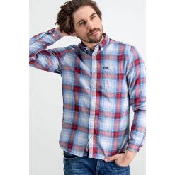 Koszula w kolorze czerwono-błękitnym. Czerwone koszule męskie Garcia, xl, w kratkę, z bawełny, button down, bez rękawów. W wyprzedaży za 99,95 zł.