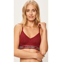 Calvin Klein Underwear - Biustonosz. Czerwone biustonosze sportowe damskie Calvin Klein Underwear, s, z haftami, z elastanu. Za 179,90 zł.