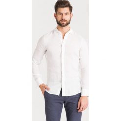 KOSZULA lniana Emporio Armani. Białe koszule męskie Emporio Armani, s, z haftami, z klasycznym kołnierzykiem, bez rękawów. Za 407,40 zł.