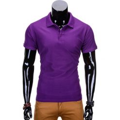 KOSZULKA MĘSKA POLO BEZ NADRUKU S715 - FIOLETOWA. Fioletowe koszulki polo Ombre Clothing, m, z nadrukiem, z materiału. Za 39,00 zł.