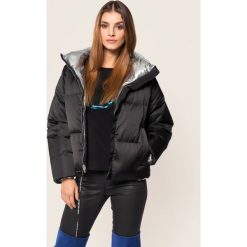Kurtka puchowa Tory Burch Reversible Puffer 61858. Szare kurtki damskie Tory Burch, l, bez wzorów, z nylonu, bez kaptura. W wyprzedaży za 1699,00 zł.