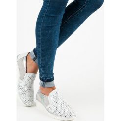 FILIPPO białe półbuty slip on białe. Białe półbuty damskie marki FILIPPO. Za 109,00 zł.