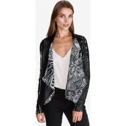 Just Cavalli Kurtka Czarny. Czarne kurtki damskie Just Cavalli, na wiosnę, m, bez wzorów, ze skóry. Za 3936,95 zł.