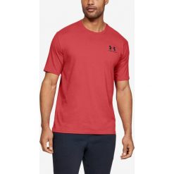 Under Armour Sportstyle Koszulka Czerwony. Czerwone podkoszulki męskie Under Armour, s, bez wzorów, z bawełny, z krótkim rękawem. Za 90,95 zł.