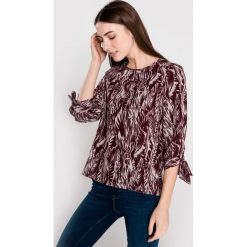 Vero Moda Enjoy Top Biały Fioletowy. Białe topy damskie Vero Moda, m, bez wzorów, z poliesteru, bez kołnierzyka. Za 133,95 zł.