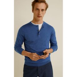 Mango Man - Sweter Tenh. Szare swetry męskie Mango Man, s, bez wzorów, z bawełny, z okrągłym kołnierzem, bez kaptura. Za 139,90 zł.