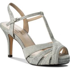 Sandały MENBUR - 06518 Silver 0009. Szare klapki damskie marki Menbur, bez wzorów, ze skóry ekologicznej, bez obcasa, na obcasie. Za 319,00 zł.