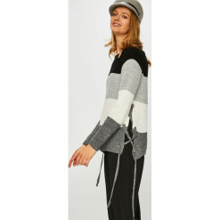 Haily's - Sweter Dani. Czarne swetry klasyczne damskie marki Haily's, s, z dzianiny, z okrągłym kołnierzem. W wyprzedaży za 79,90 zł.