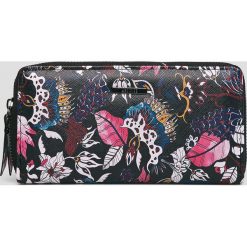 Medicine - Portfel Tapestry Stripes. Czarne portfele damskie MEDICINE, bez wzorów, ze skóry ekologicznej. Za 39,90 zł.