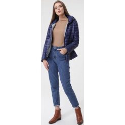 Granatowa Kurtka Expiry. Niebieskie kurtki damskie Born2be, xl, bez wzorów, eleganckie, długie. Za 159,99 zł.