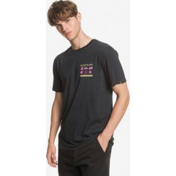 Quiksilver Slow Burn Koszulka Czarny. Czarne podkoszulki męskie Quiksilver, m, z nadrukiem, z bawełny, z krótkim rękawem. Za 114,95 zł.