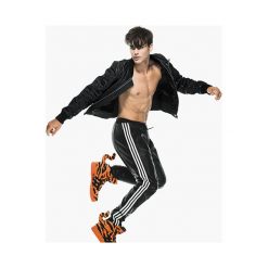 Kurtka Adidas x Jeremy Scott Quilted Bomber (M66604). Czarne bez kategorii marki Adidas, na zimę, m, z poliesteru. Za 626,99 zł.