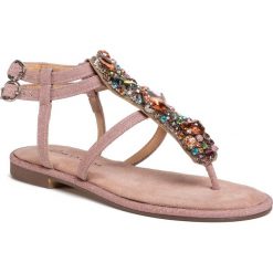 Sandały ALMA EN PENA - V20942 Suede Old Pink. Różowe klapki damskie Alma en Pena, bez wzorów, ze skóry, bez obcasa, na obcasie. Za 389,00 zł.