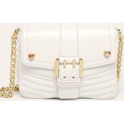 Twinset - Torebka skórzana. Żółte listonoszki damskie Twinset, w paski, z poliesteru, na ramię, małe, z aplikacjami. W wyprzedaży za 499,90 zł.