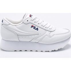 Fila - Buty Orbit Zeppa. Białe buty sportowe damskie Fila, bez wzorów, ze skóry, sportowe. W wyprzedaży za 229,90 zł.