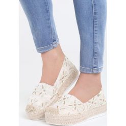 Białe Espadryle Lookin For. Białe espadryle damskie Born2be, z haftami, bez obcasa, na platformie. Za 69,99 zł.