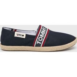 Tommy Jeans - Espadryle. Niebieskie espadryle męskie z jeansu. W wyprzedaży za 199,90 zł.