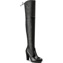 Muszkieterki STUART WEITZMAN - Highland Nero Plonge Stretch. Czarne bez kategorii marki Stuart Weitzman, z materiału, na obcasie. W wyprzedaży za 2009,00 zł.