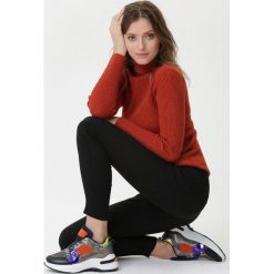 Czarne Legginsy Glenna. Czarne legginsy damskie Born2be, s. Za 79,99 zł.