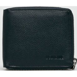 Medicine - Portfel skórzany Basic. Czarne portfele męskie MEDICINE, z materiału. Za 89,90 zł.