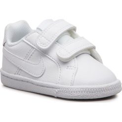 Buty NIKE - Court Royale (TDV) 833537 102 White/White. Białe buty sportowe dziewczęce marki Nike, ze skóry, na rzepy, nike court. W wyprzedaży za 139,00 zł.