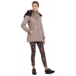 Desigual Płaszcz Damski Maca 44 Beżowy. Brązowe kurtki damskie marki Desigual, bez wzorów, bez kaptura. W wyprzedaży za 645,00 zł.
