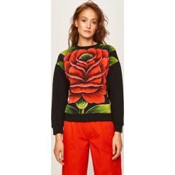 Desigual - Bluza. Bluzy damskie Desigual, s, z nadrukiem, z elastanu, bez rękawów, bez kaptura. W wyprzedaży za 219,90 zł.