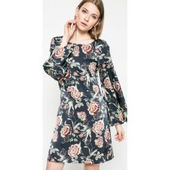 Sukienki hiszpanki: Kiss my dress – Sukienka