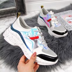 Sneakersy damskie skórzane na koturnie T.Sokolski - multi. Koturny damskie T. Sokolski, bez obcasa, na koturnie, bez zapięcia. Za 90,00 zł.