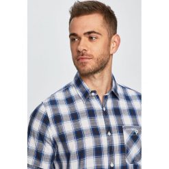 Tom Tailor Denim - Koszula. Czerwone koszule męskie TOM TAILOR DENIM, s, bez wzorów, z bawełny, klasyczne, z klasycznym kołnierzykiem, z krótkim rękawem. W wyprzedaży za 79,90 zł.