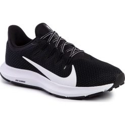 Buty NIKE - Quest 2 CI3787 002 Black/White. Czarne buty sportowe męskie Nike, z tworzywa sztucznego, bez zapięcia, do biegania. W wyprzedaży za 259,00 zł.