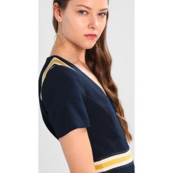 Sukienki hiszpanki: Karen Millen SPLICED STRIPE COLLECTION Sukienka letnia navy