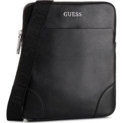 Saszetka GUESS - Cozy Manhattan HM6807 POL94 BLA. Czarne torby męskie skórzane Guess, z aplikacjami, młodzieżowe. W wyprzedaży za 259,00 zł.
