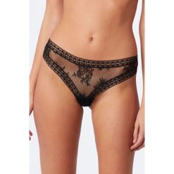 Etam - Brazyliany. Czarne majtki damskie Etam, bez wzorów, z bawełny. W wyprzedaży za 49,90 zł.