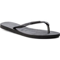 Japonki HAVAIANAS - Slim Logo Met 41198750105 Rock Black. Czarne japonki damskie marki Havaianas, z tworzywa sztucznego. W wyprzedaży za 99,00 zł.