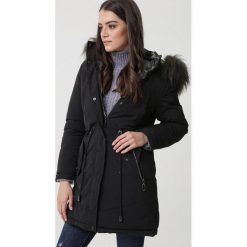 Czarno-Zielona Dwustrona Kurtka Strathewen. Czarne kurtki damskie Born2be, na zimę, xl, moro, długie. Za 289,99 zł.