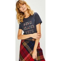 Pepe Jeans - Top Marnie. Niebieskie bluzki damskie Pepe Jeans, s, z nadrukiem, z bawełny, z okrągłym kołnierzem. W wyprzedaży za 79,90 zł.