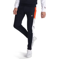 LE COQ SPORTIF ESSENTIELS PANT > 2010433. Spodnie męskie le coq sportif, xl, z aplikacjami, z bawełny, eleganckie. Za 329,99 zł.