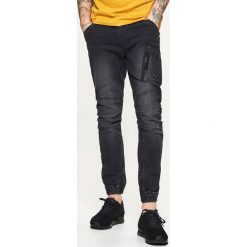 Jeansy męskie: Jeansy jogger slouch – Czarny