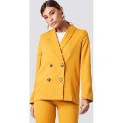 NA-KD Classic Dwurzędowa marynarka oversize - Yellow. Żółte marynarki damskie NA-KD Classic, bez wzorów. Za 121,95 zł.