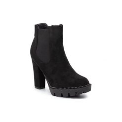 DeeZee WS1119-02. Czarne botki damskie DeeZee, z materiału, bez obcasa, bez zapięcia. Za 129,99 zł.