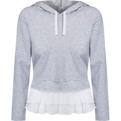 Bluza DEHA EXPRESSION Szary. Szare bluzy damskie marki Deha, bez wzorów, z wiskozy, bez rękawów, z kapturem. W wyprzedaży za 270,00 zł.