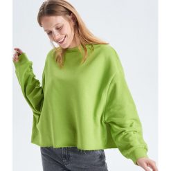 Gładka bluza oversize - Zielony. Zielone bluzy damskie marki Cropp, s. Za 69,99 zł.